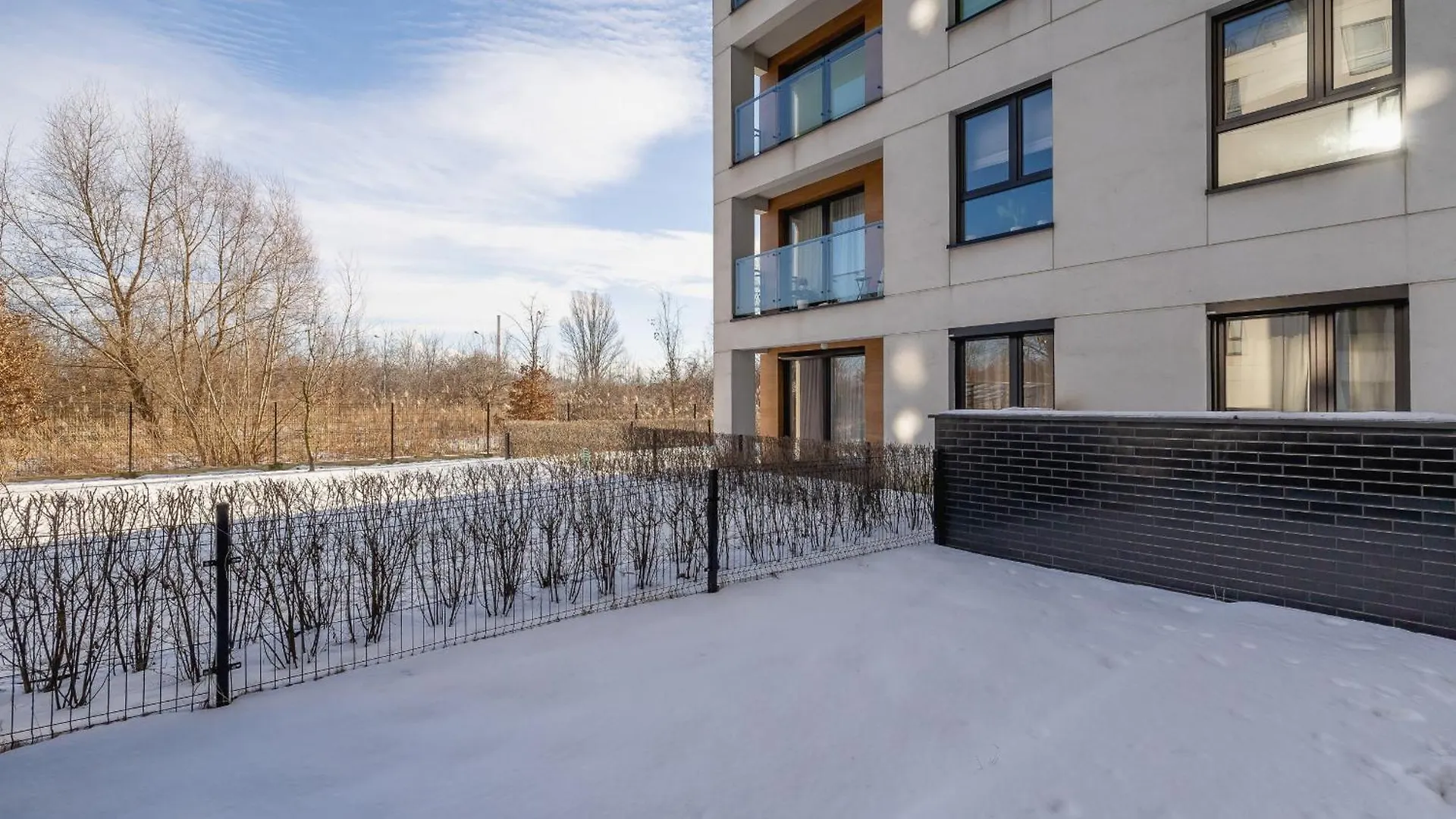 Apartment Dabska Studio With Terrace & Parking By Noclegi Renters Krakow Poland