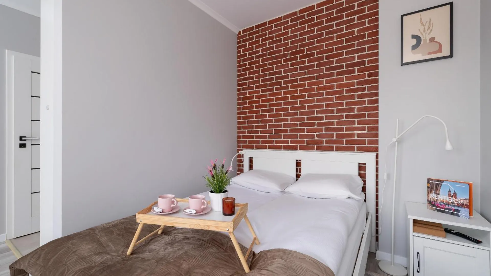 Dabska Studio With Terrace & Parking By Noclegi Renters Krakow