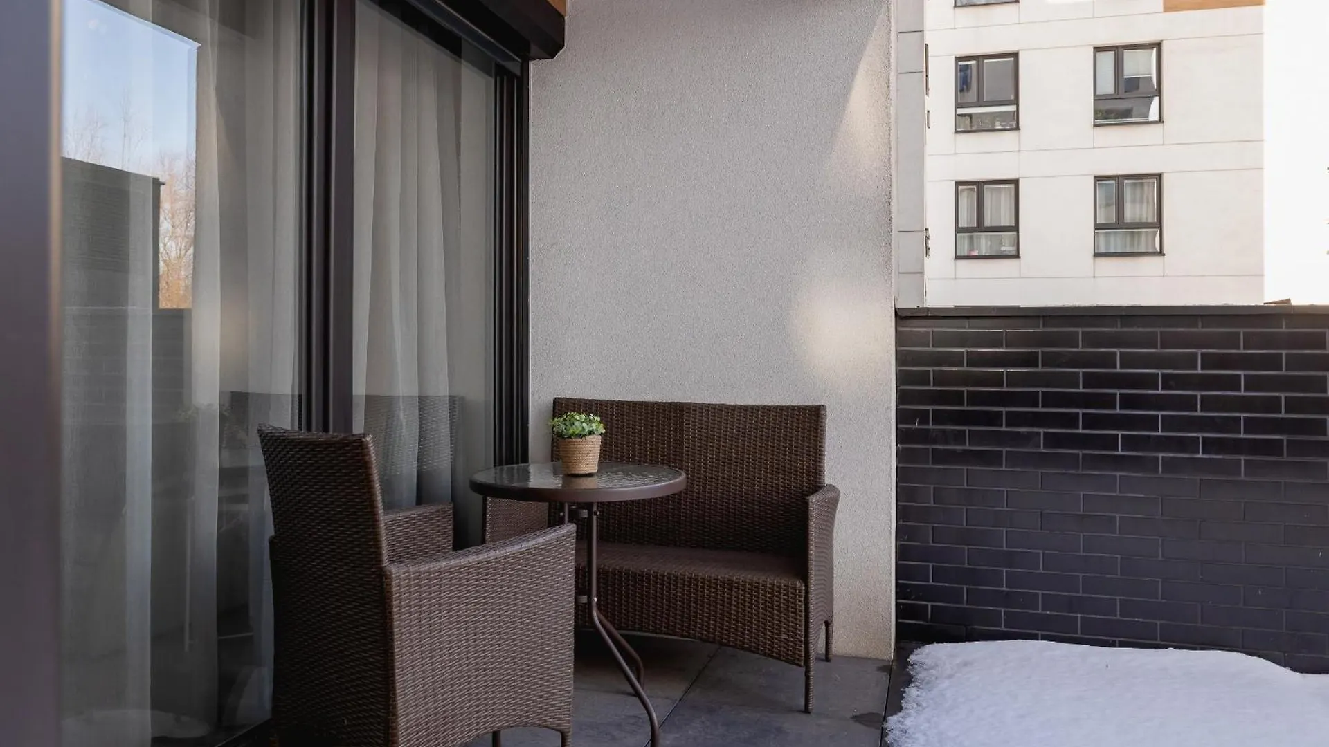 Dabska Studio With Terrace & Parking By Noclegi Renters Krakkó 0*,